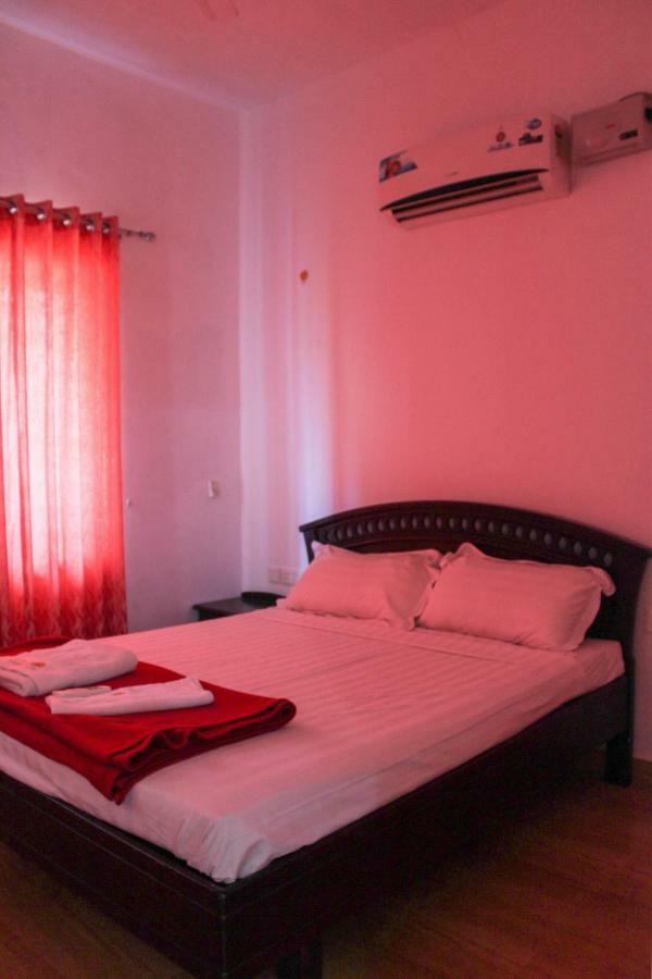 Magic Land Resorts Athirapally Irinjalakuda Exterior photo
